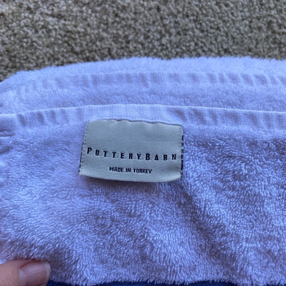 Pottery Barn Turkish Cotton Towel Set 2 Bath Towels and 2 Washcloths Stripes